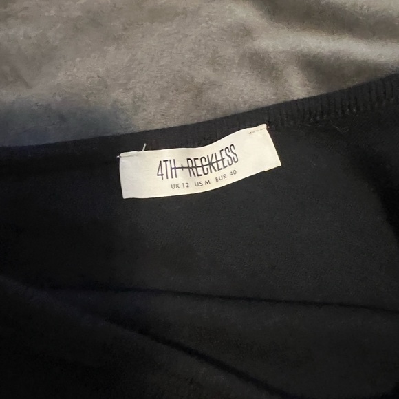 One-Shoulder Ribbed Bodysuit - Picture 7 of 7